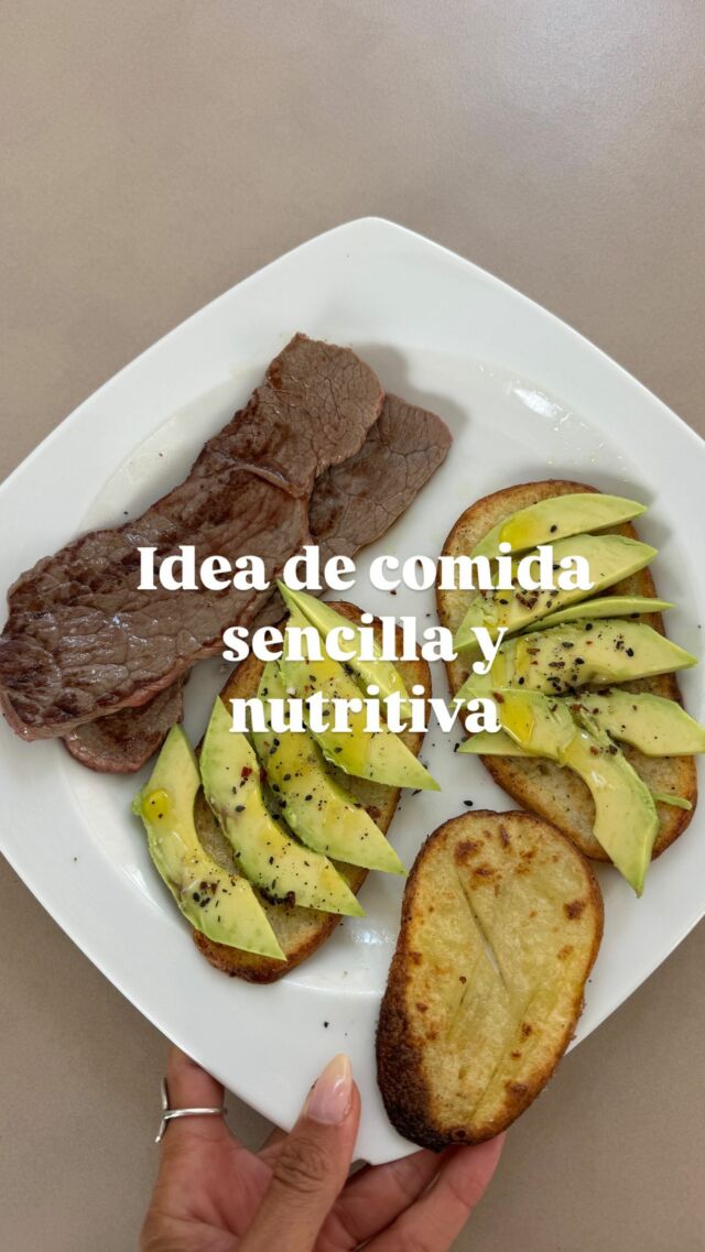 COMBO😉 para comer, y acompaña de una ensalada mediterránea…. 

¿Alguna vez se te ocurrió?
